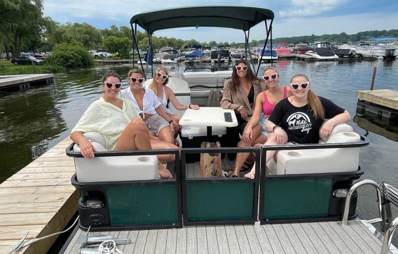 Reserve a Pontoon Salvi Aquatic